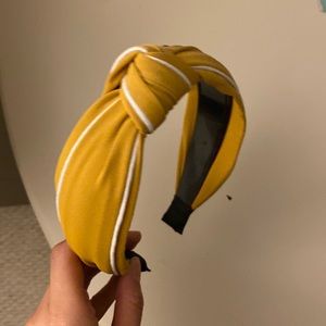 Headband with knot tie